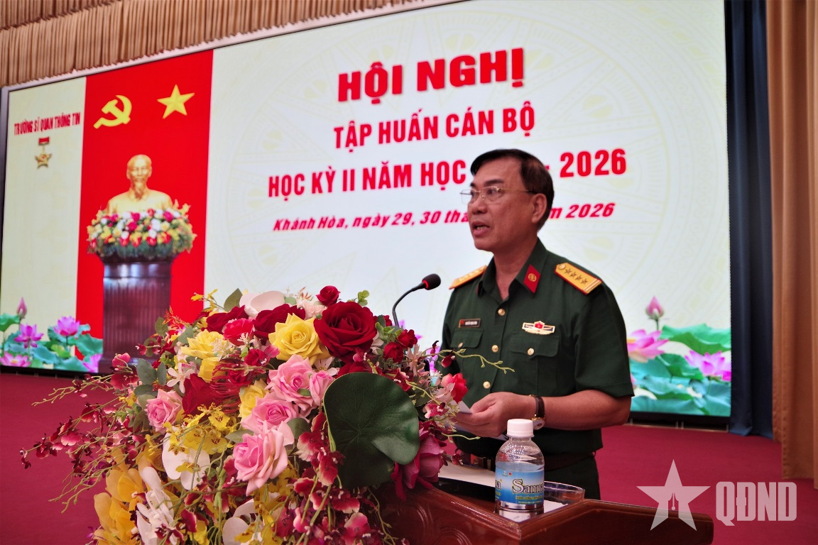 Trường Sĩ quan Thông tin khai mạc tập huấn cán bộ học kỳ II năm học 2025 - 2026
